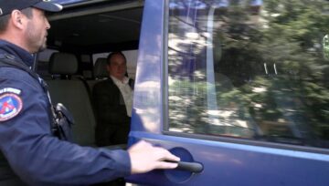 Cei doi șefi din cadrul Gărzii Forestiere ridicați pentru audieri