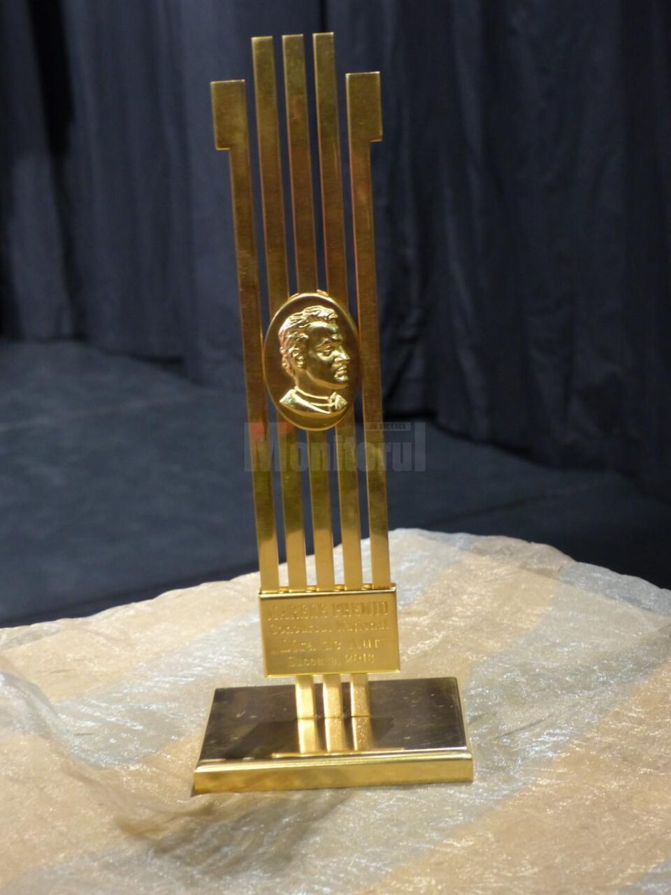 Trofeul Lira de Aur