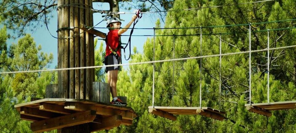 La Fălticeni s-a deschis noul Parc Aventura Nada Florilor