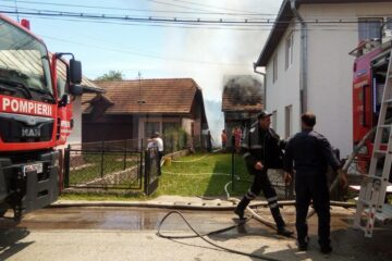 Construcțiile apropiate una de alta au îngreunat mult intervenția