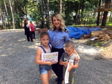 „Copilărie în Siguranță”, acțiuni preventive ale polițiștilor, la Suceava și Fălticeni