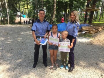 „Copilărie în Siguranță”, acțiuni preventive ale polițiștilor, la Suceava și Fălticeni