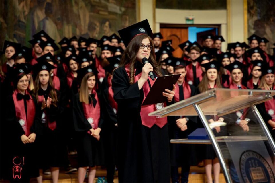 Marta Enăchioiu, la festivitatea de absolvire
