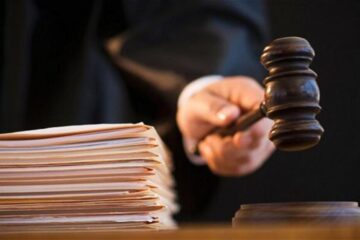 Judecătorii de la Tribunalul Suceava s-au pronunțat ieri într-un dosar privind falsificarea unor certificate de handicap sau pensii de invaliditate. Foto: renasterea.ro