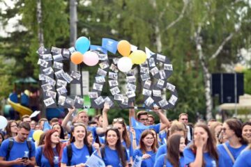 Marșul Absolvenților USV, ediția 2018, a cucerit străzile orașului