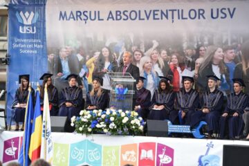 Studenții și universitarii i-au sărbătorit pe absolvenții promoției 2018