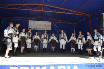 Folclorul a fost una din secțiunile de concurs