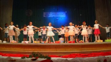 „Anotimpul Copilăriei”, spectacolul claselor primare de la Colegiul Național „Mihai Eminescu”