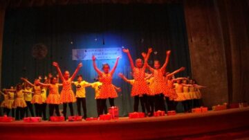 „Anotimpul Copilăriei”, spectacolul claselor primare de la Colegiul Național „Mihai Eminescu”