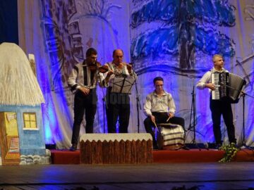 Florin Mucea, fiul regretatului rapsod Vasile Mucea, promovează cu succes proiectele de păstrare a folclorului autentic bucovinean