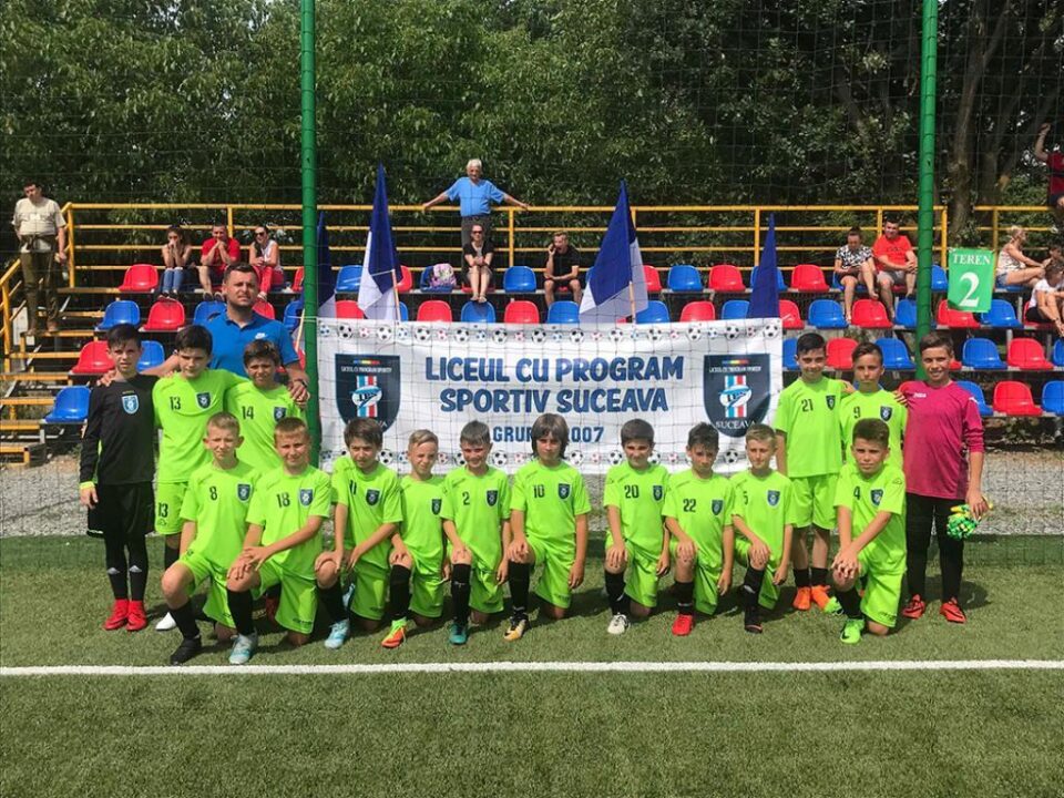 LPS Suceava a terminat între primele patru echipe din tara la juniori E, copii sub 11 ani LPS Suceava a terminat între primele patru echipe din tara la juniori E, copii sub 11 ani