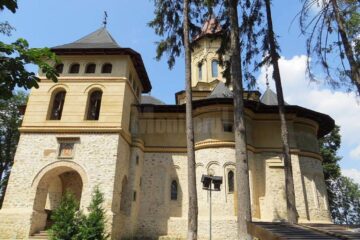 Curs de prim ajutor organizat de Parohia Mirăuți