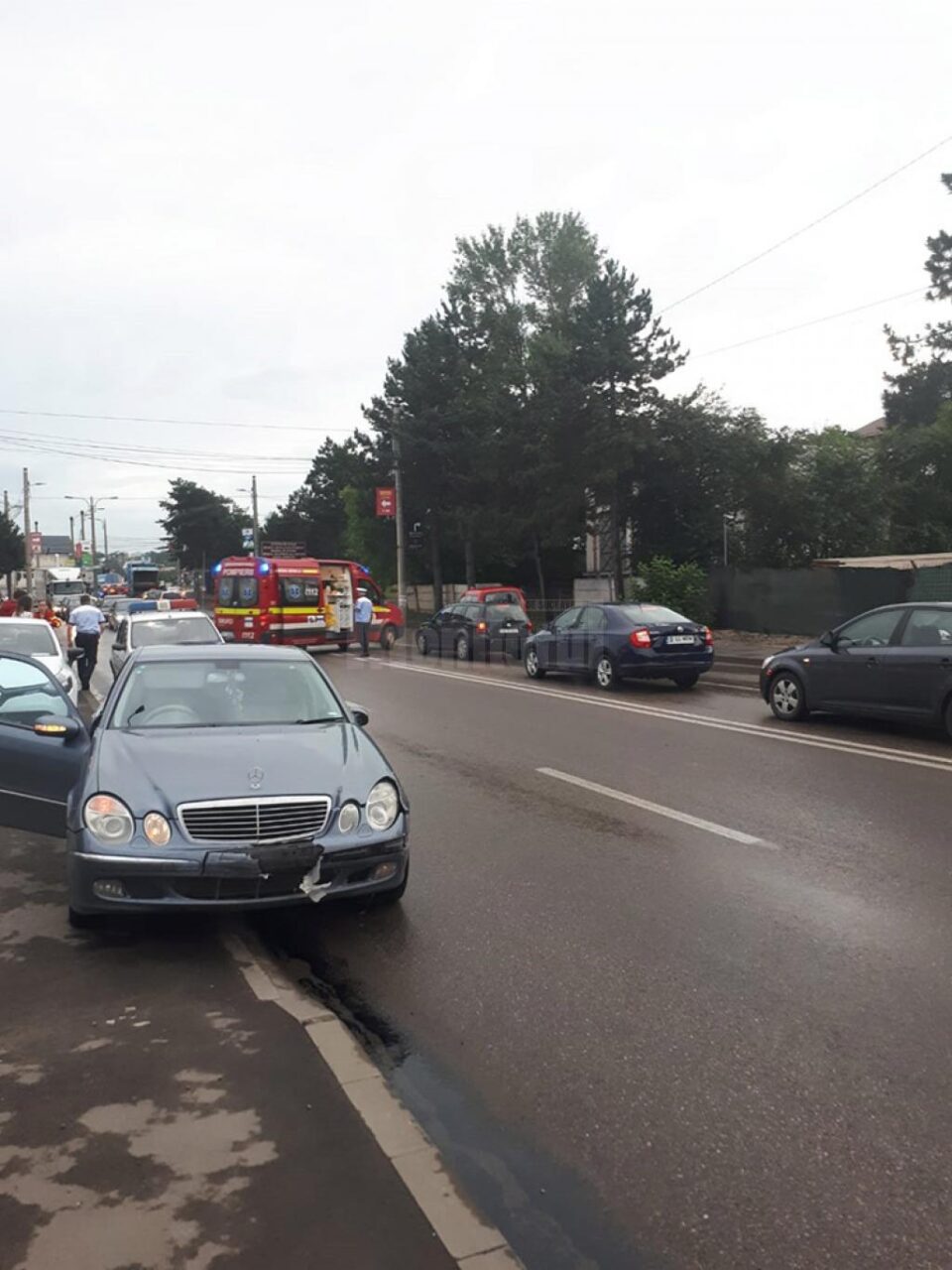 Mașina condusă de tânăra de 20 de ani