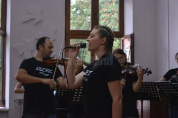 Concert de lansare al formației Electric Strings, de la Colegiul de Artă „Ciprian Porumbescu”