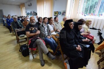 Elita criticii literare românești a participat la Conferința Națională „Dinastia Lovineștilor”