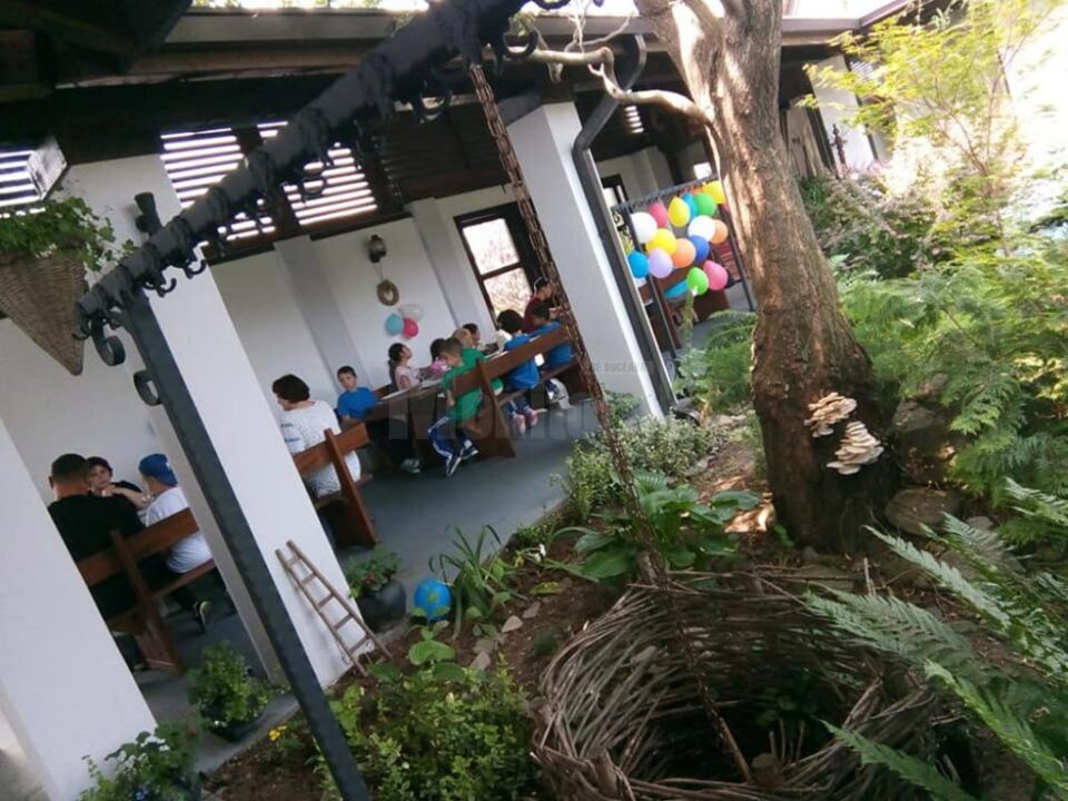 Copii cu cerințe educaționale speciale, în excursie prin județ