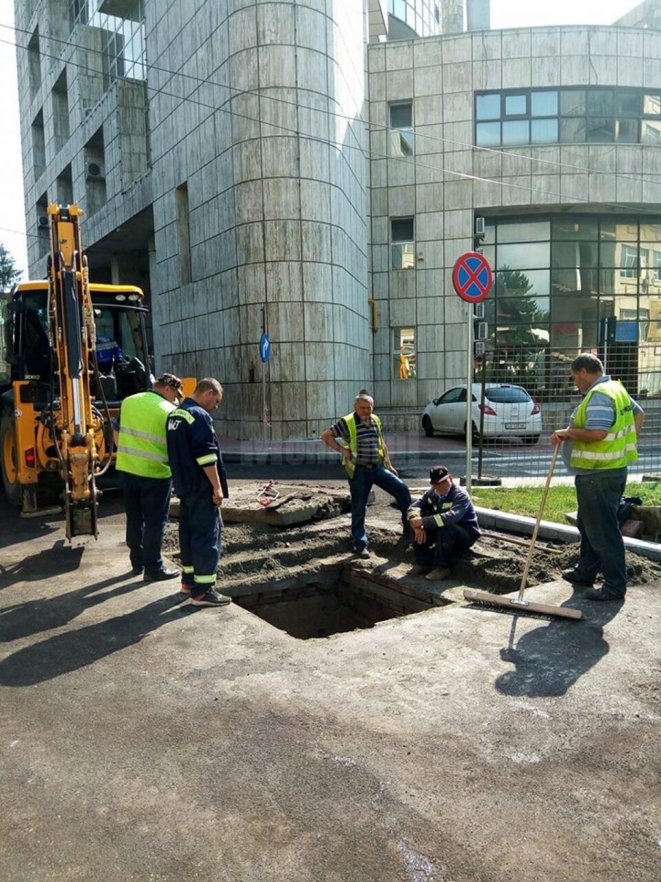 Interventie ACET pentru remedierea avariei din zona centrala a Sucevei