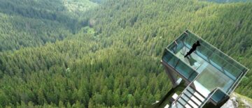 Nici o firmă interesată de documentația pentru punctul de belvedere de pe Piatra Șoimului