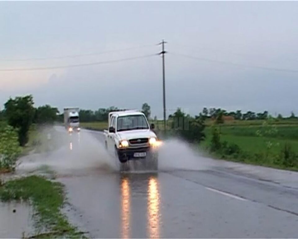 Ploile abundente au afectat șapte localități din județul Suceava