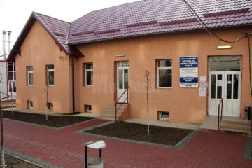 Un bărbat de 53 de ani din Siret și-a pus capăt zilelor, chiar în salonul Spitalului de Boli Cronice