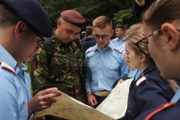 Elevi ai Colegiului Militar din Câmpulung, în tabără de instrucție la Colibița
