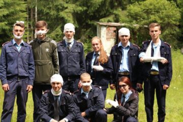 Elevi ai Colegiului Militar din Câmpulung, în tabără de instrucție la Colibița