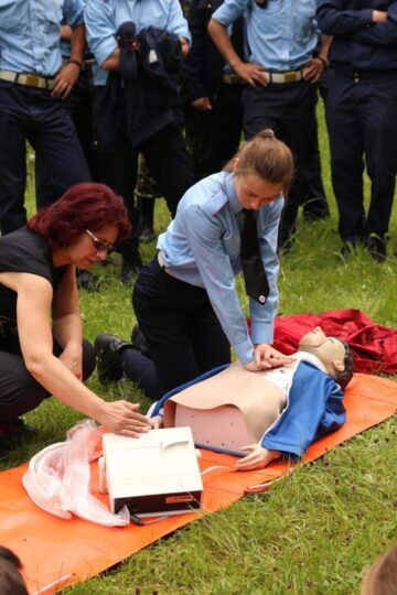 Elevi ai Colegiului Militar din Câmpulung, în tabără de instrucție la Colibița