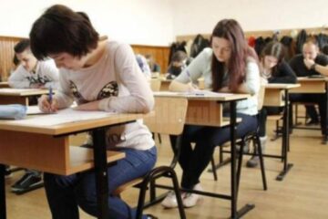 Astazi a avut loc prima proba scrisa a bacului