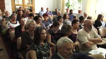 Vernisajul expoziției „In memoriam Elena Greculesi”