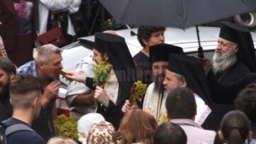 Șase ierarhi, un sobor impresionant de preoți și zeci de mii de pelerini și localnici, la procesiunea de Sânziene
