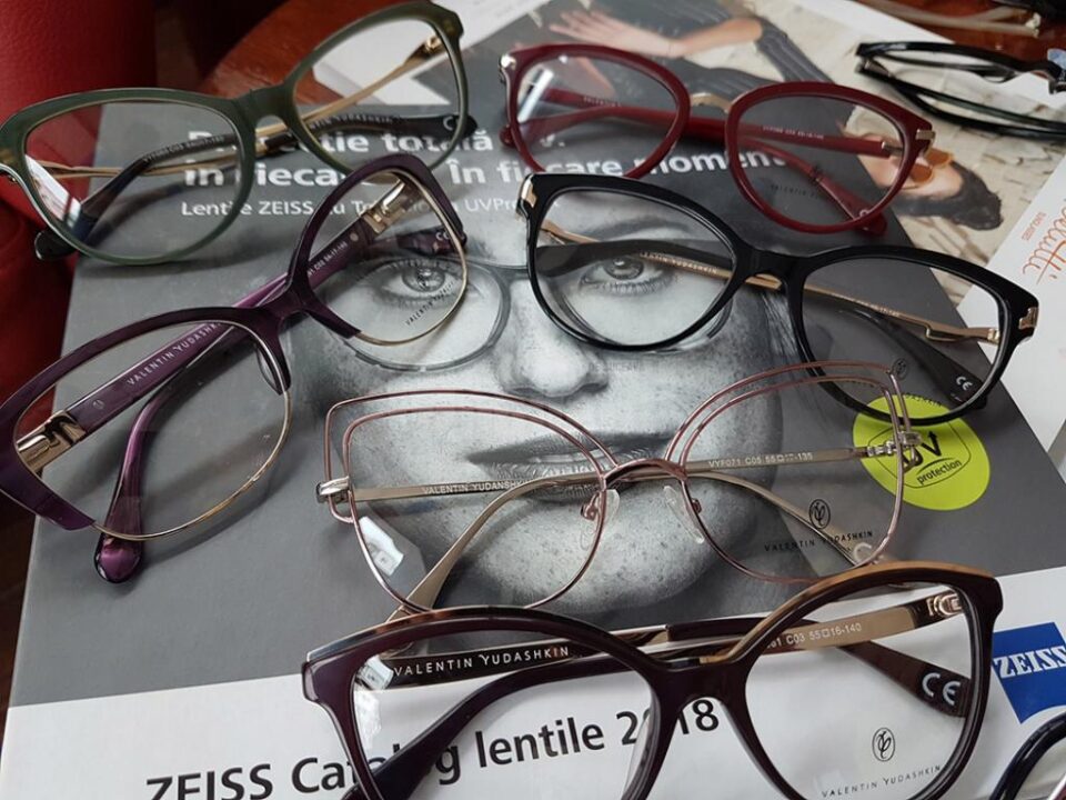 Rame gratuite pentru pensionari - oferta verii la Eye’s Optic Suceava