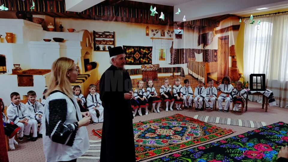 Șezătoarea "Tradiția și spiritualitatea românească", la Școala primară "Sfântul Ioan cel Nou"