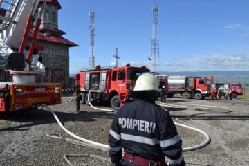 Flăcări apocaliptice au distrus chiliile Mănăstirii „Sf. Mina”
