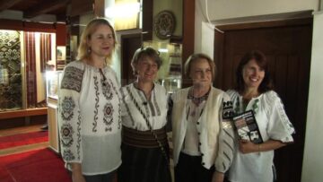 Cămăși-tezaur din Bucovina, expuse pentru prima oară publicului, la Muzeul Etnografic Hanul Domnesc