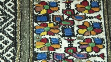Cămăși – tezaur din Bucovina, expuse pentru prima oară publicului, la Muzeul Etnografic Hanul Domnesc