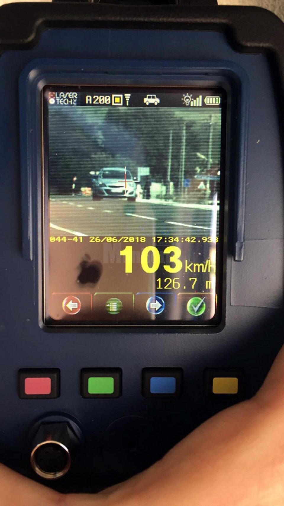 103 km/h în localitate
