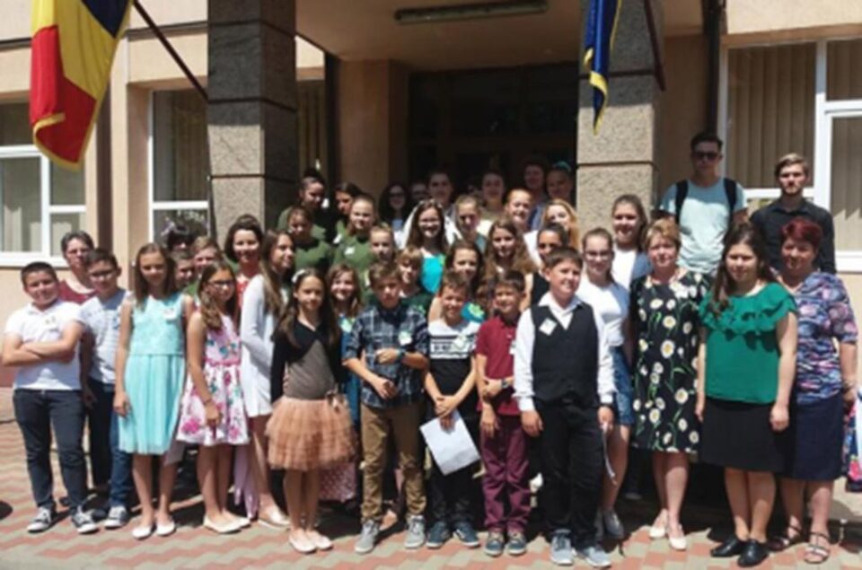 Liceul Filadelfia reprezintă Suceava la un concurs național pe teme de mediu