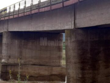Podul de peste râul Suceava, la Milișăuți, închis din cauza riscului de prăbușire