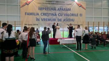 Căsătoria dintre Anca și Andrei a fost oficiată de primarul Pavăl, în cadrul manifestării