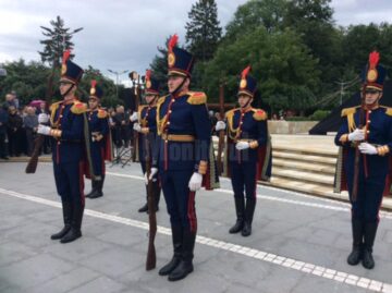 Spectacol de calitate la finalizarea lucrărilor de reabilitare a statuii ecvestre a lui Bogdan Vodă