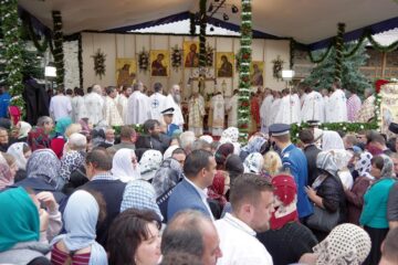 Freamăt unionist la mormântul de la Putna al lui Ștefan cel Mare, la împlinirea a 514 ani de la moartea domnitorului