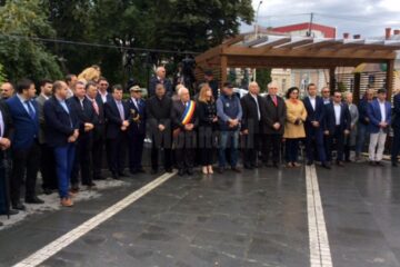 Oficialitățile prezente la eveniment