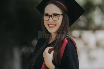 Andra Tofan - eleva de 10 la bac