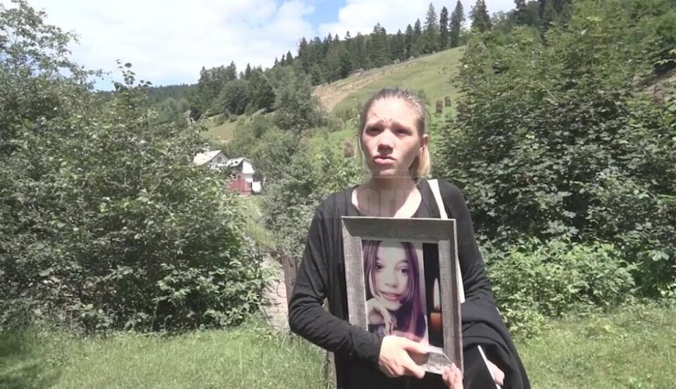 Mihaela, sora mai mare: "Singurul lucru pe care l-am observat a fost că la un moment dat s-a închis în baie și a ascultat o muzică foarte tristă"