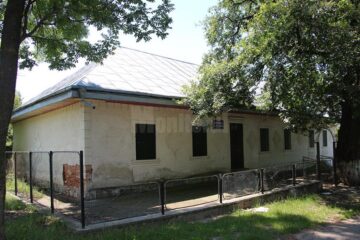 Actuala clădire a Căminului Cultural Dărmănești, care va intra în proces de modernizare