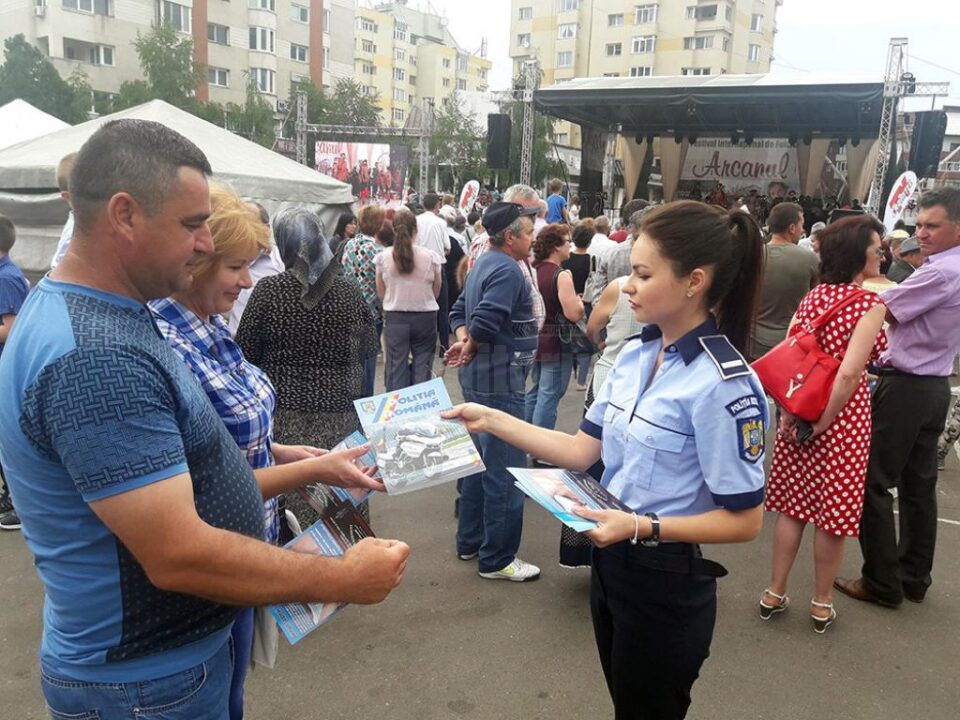 Campanie de prevenire a fraudelor online, în municipiul Rădăuți