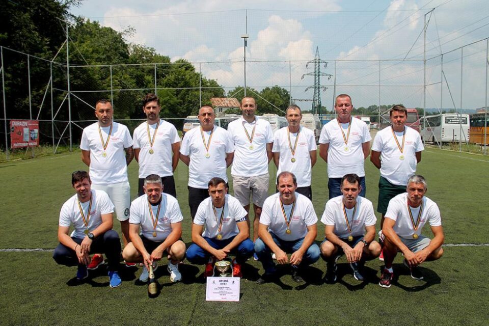 S-a tras cortina peste ediția a XI-a a Campionatului județean de old-boys