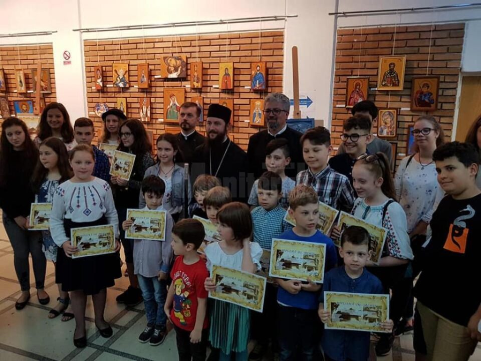 Vernisajul expoziției „Micii iconari”, la Universitatea „Ștefan cel Mare”