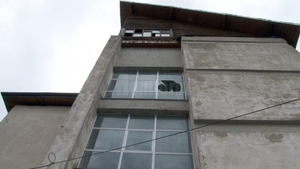 În prezent, căminul este într-o stare jalnică