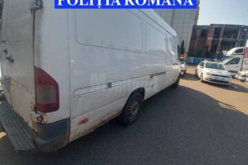 Autoutilitara care transporta pâine